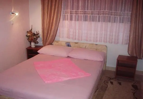 Apart Daire (Lile - comfortable apartment and 3 be)