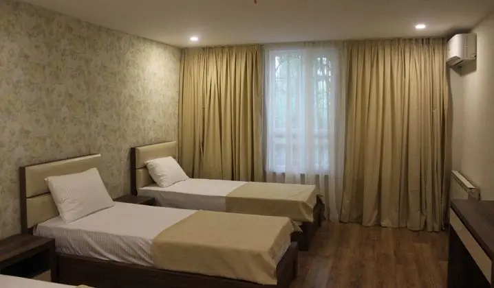 Basic Üç Kişilik Oda