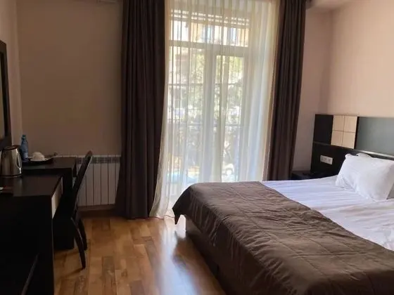 Standard Tek Büyük veya İki Ayrı Yataklı Oda