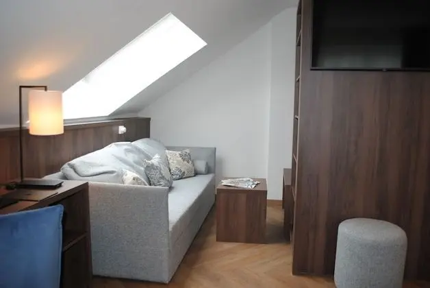 Premium Tek Büyük Yataklı Oda