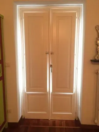 Basic İki Ayrı Yataklı Oda, Ortak Banyo