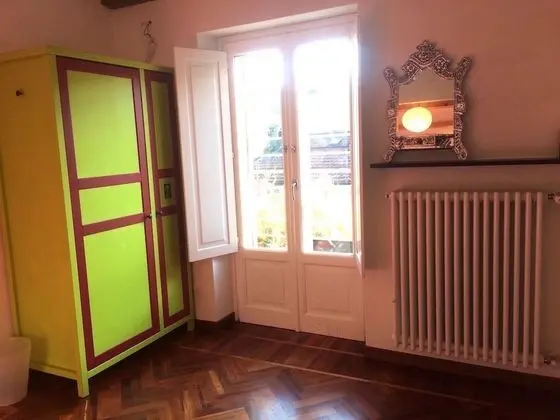 Basic İki Ayrı Yataklı Oda, Ortak Banyo
