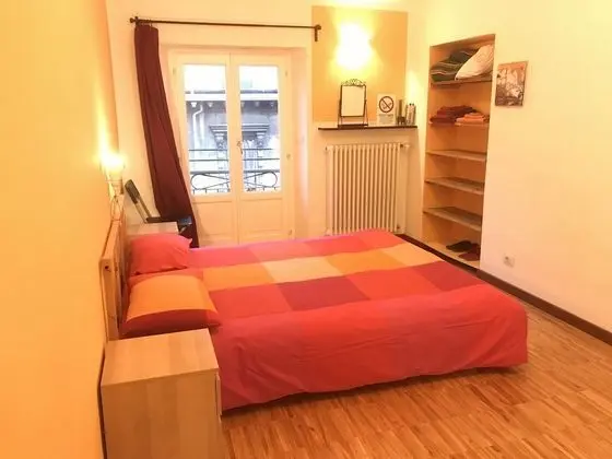 Basic Tek Büyük Yataklı Oda, 1 Yatak Odası, Sigara İçilmez, Ortak Banyo (Bordeaux)