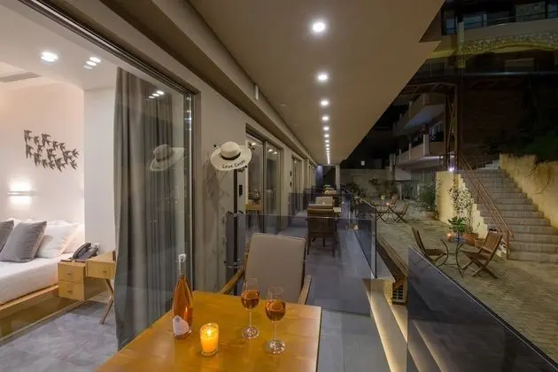 Luxury Tek Büyük Yataklı Oda, Bahçe Manzaralı