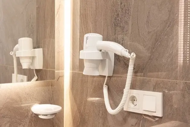Comfort Süit, 1 Çift Kişilik Yatak ve Çekyat, Sigara İçilebilir, Avlu Manzaralı