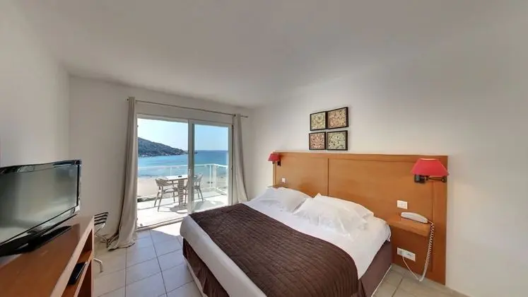Comfort Tek Büyük Yataklı Oda, Teras, Deniz Manzaralı