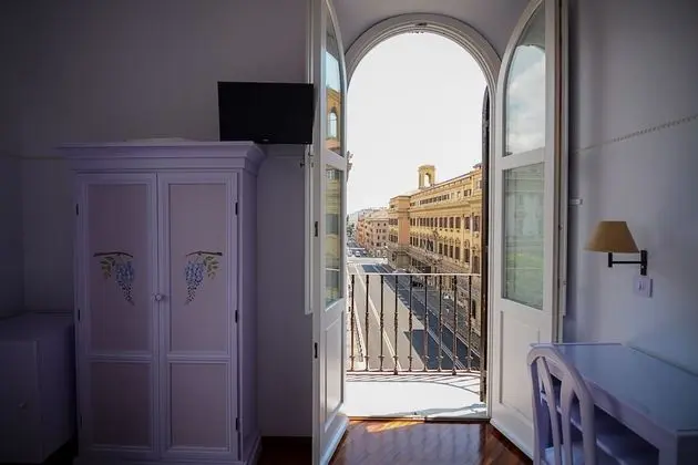 Panoramic Tek Büyük veya İki Ayrı Yataklı Oda, Balkon, Şehir Manzaralı