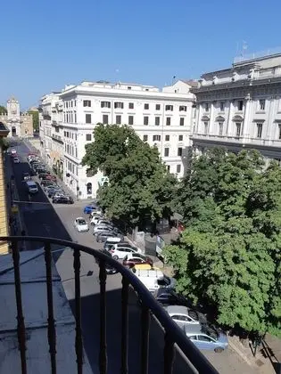 Panoramic Tek Büyük veya İki Ayrı Yataklı Oda, Balkon, Şehir Manzaralı