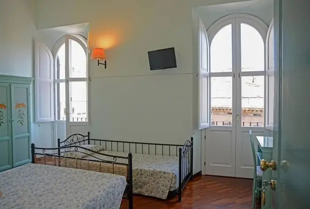 Standard Üç Kişilik Oda, Balkon, Şehir Manzaralı