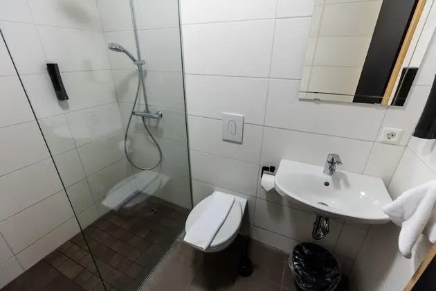 Deluxe Tek Büyük Yataklı Oda (Mountain & Glacier View)