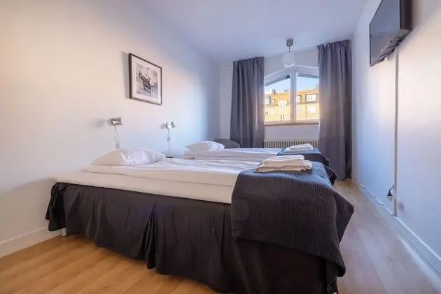 Basic Tek Büyük Yataklı Oda, Ortak Banyo