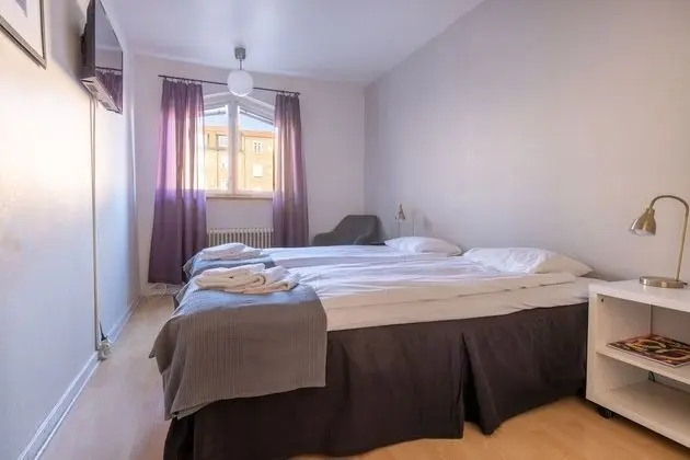 Basic Tek Büyük Yataklı Oda, Ortak Banyo