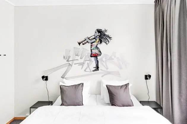 Standard Tek Büyük Yataklı Oda