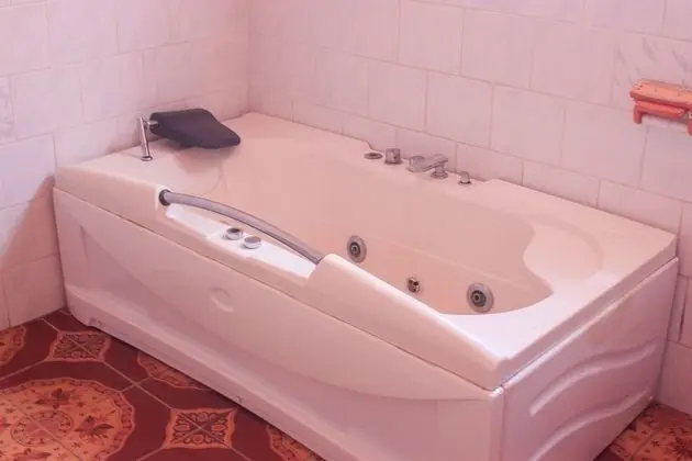 Executive Tek Büyük Yataklı Oda