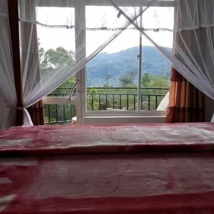 Luxury Oda, Balkon