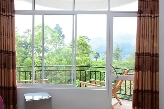 Üç Kişilik Oda, Balkon