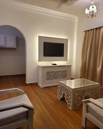 Executive Suites 1 BHK with Living Room