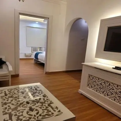 Executive Suites 1 BHK with Living Room