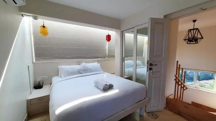 Süit (1 BHK Super Deluxe King & Living)