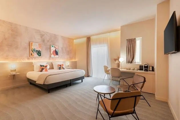 Süit, 1 En Büyük (King) Boy Yatak, Sigara İçilmez, Teras