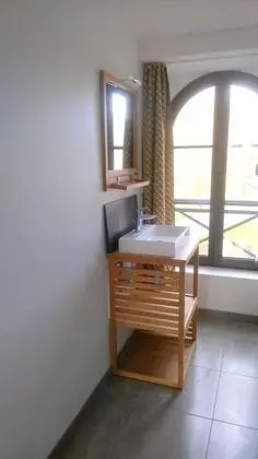 Classic Tek Büyük Yataklı Oda (1)