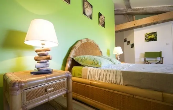 Comfort Tek Büyük Yataklı Oda (Bambou)