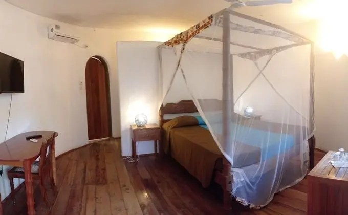 Comfort Tek Büyük Yataklı Oda
