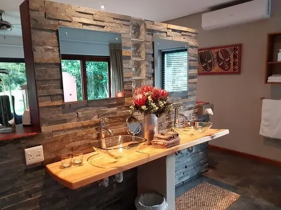 Honeymoon Süit, 1 En Büyük (King) Boy Yatak (6)