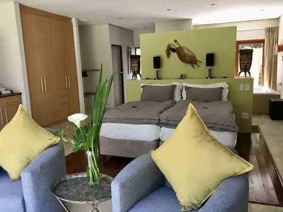 Luxury Süit, Bahçeli