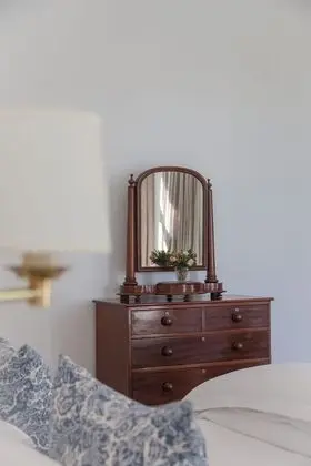 Deluxe Tek Büyük Yataklı Oda, Bahçe Manzaralı