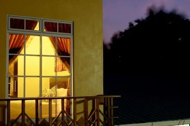 Deluxe Tek Büyük Yataklı Oda, Balkon, Şehir Manzaralı