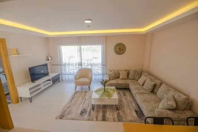 Deluxe Oda, Bahçe Manzaralı, Balkonlu