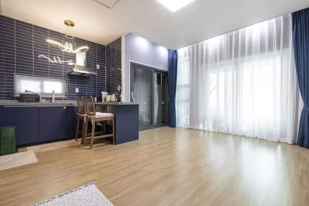 Basic Oda, 1 Büyük (Queen) Boy Yatak, Okyanus Manzaralı (private whirlpool, 102)