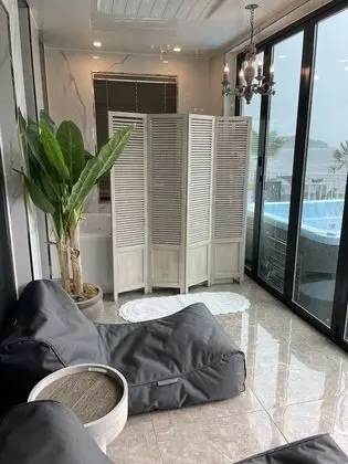 Basic Oda, 1 Büyük (Queen) Boy Yatak, Okyanus Manzaralı (private whirlpool, 102)