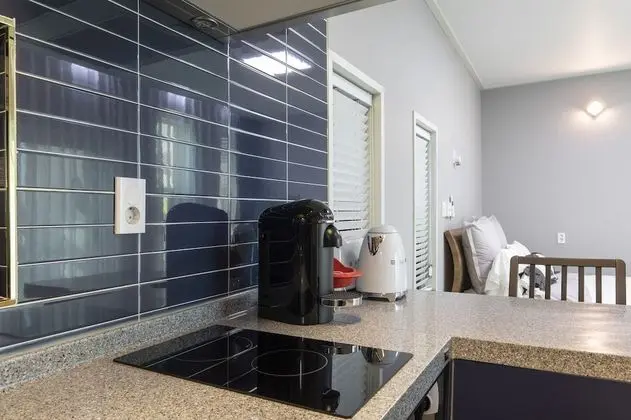 Basic Stüdyo, 1 Büyük (Queen) Boy Yatak, Okyanus Manzaralı (private whirlpool, 103)