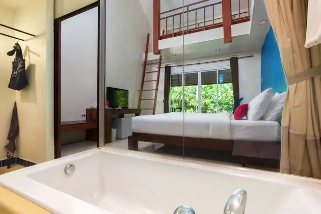 Pool Deluxe