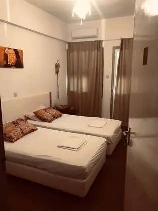 Tek Büyük Yataklı Oda, Ortak Banyo, Şehir Manzaralı (Bob Marley)
