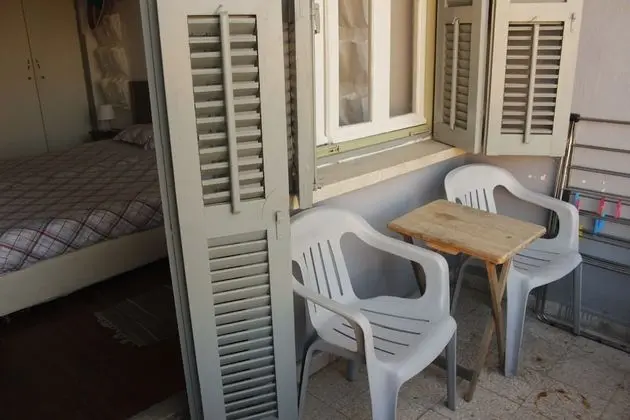 Tek Büyük Yataklı Oda, Ortak Banyo, Şehir Manzaralı (Bob Marley)