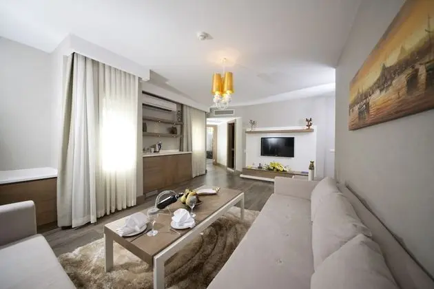 Suite, 1 Bedroom, Jetted Tub