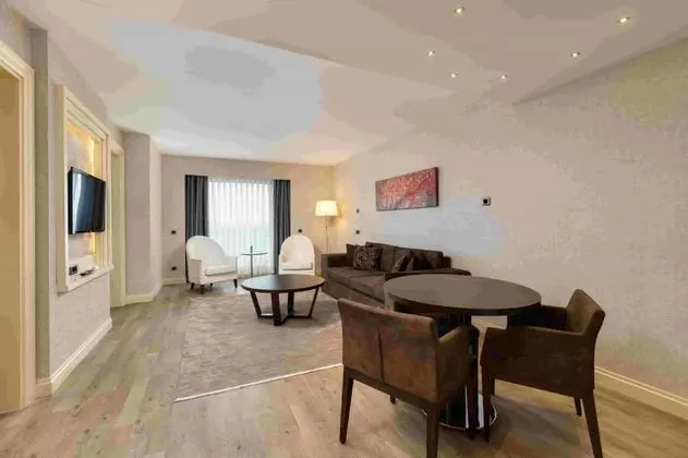 Luxury Suite, Şehir Manzaralı