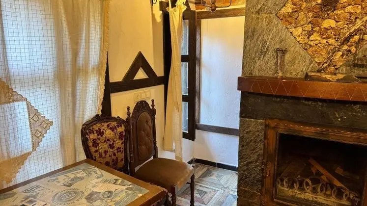 Taş Oda, Bahçe Manzaralı