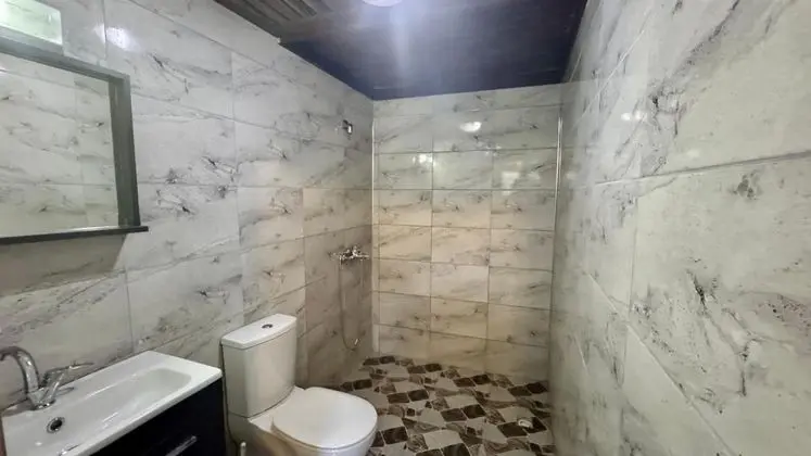 Taş Oda, Bahçe Manzaralı