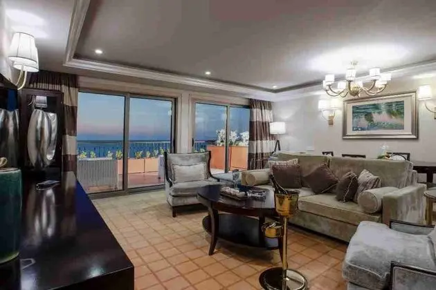 King Suite Oda