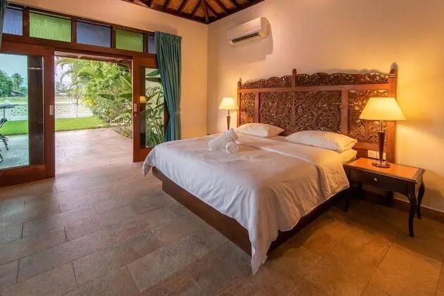 Anggun Villa