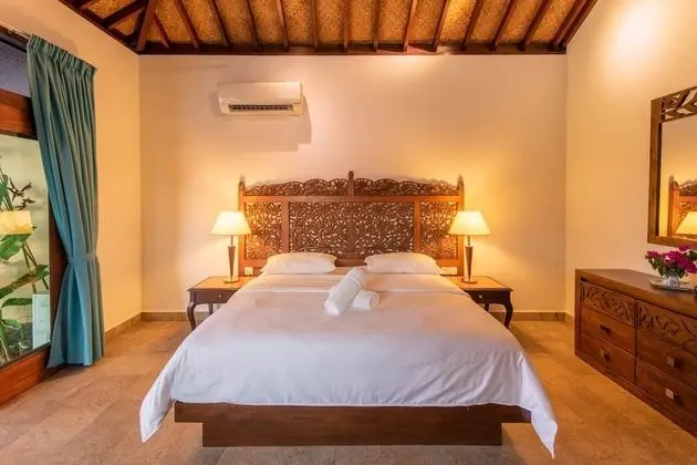 Anggun Villa