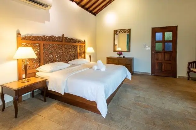 Anggun Villa