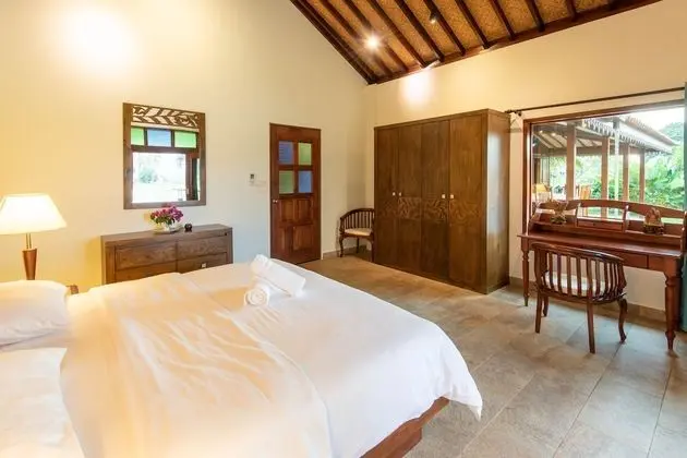 Anggun Villa