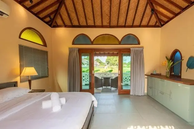 Anggun Villa