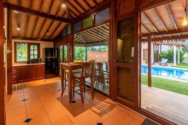 Anggun Villa