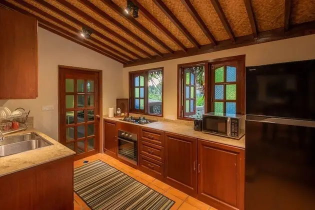 Anggun Villa